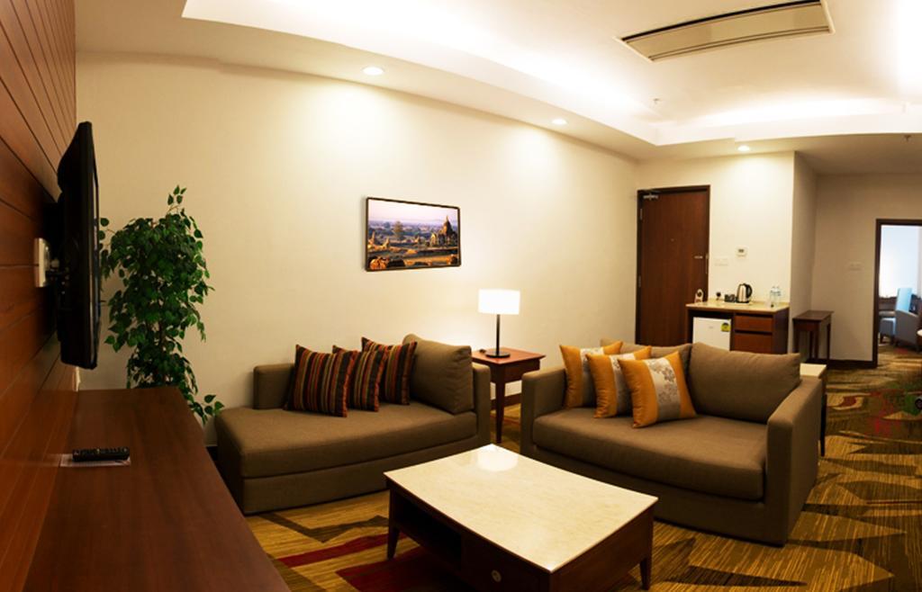 Hotel Summit Parkview Yangon Exterior foto